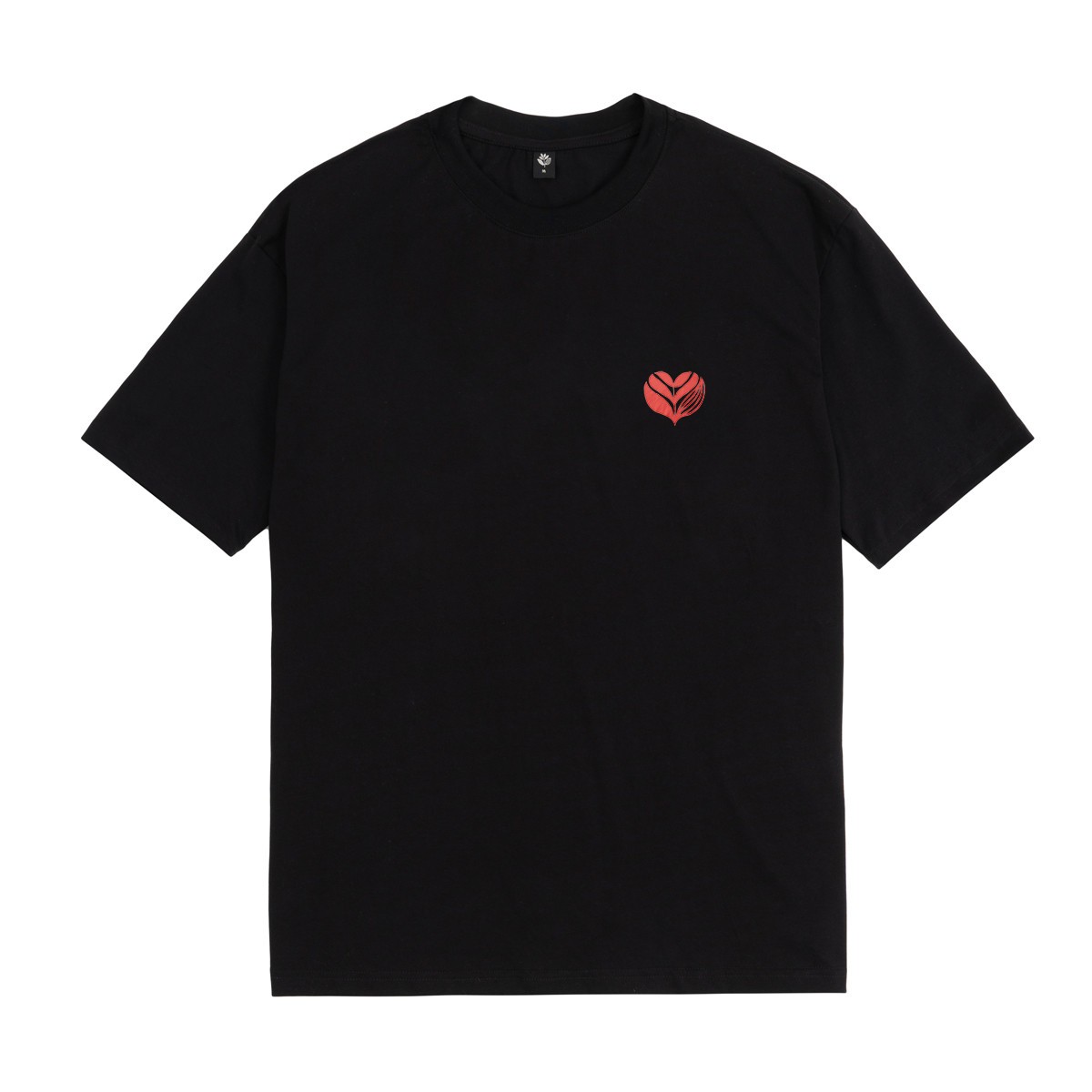 MAGENTA SKATEBOADRDS LOVE HEART TEE
